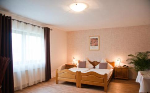 Hotel Zum Schnackel In Mainz Wiesbaden Exterior foto